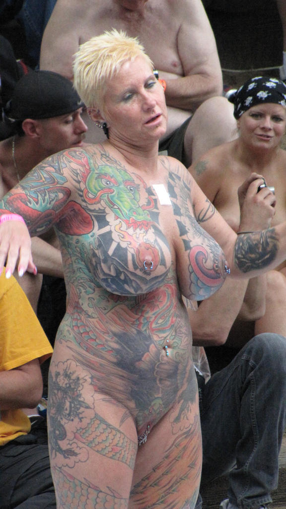 piercing pussy tattoos Extreme