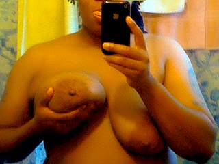 Black moms, private home videos. Get access now!